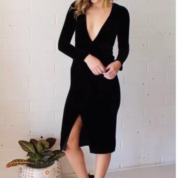 black velvet midi dress long sleeve